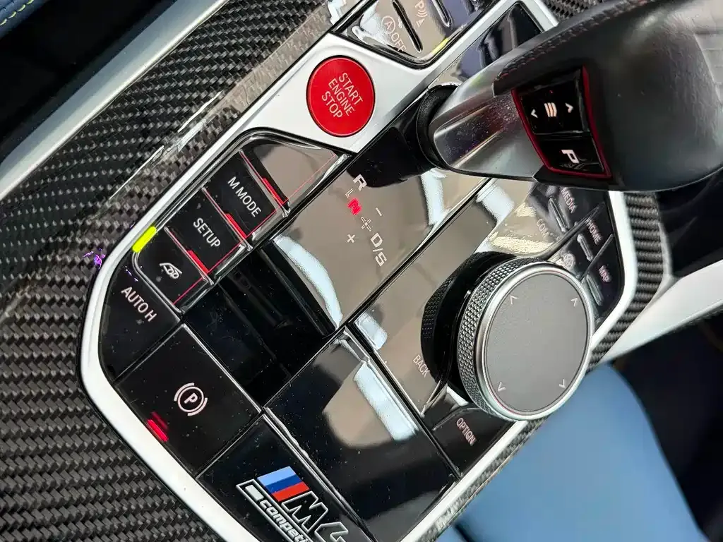 BMW M4 — фото 10