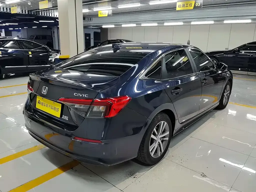 Honda Civic — фото 4