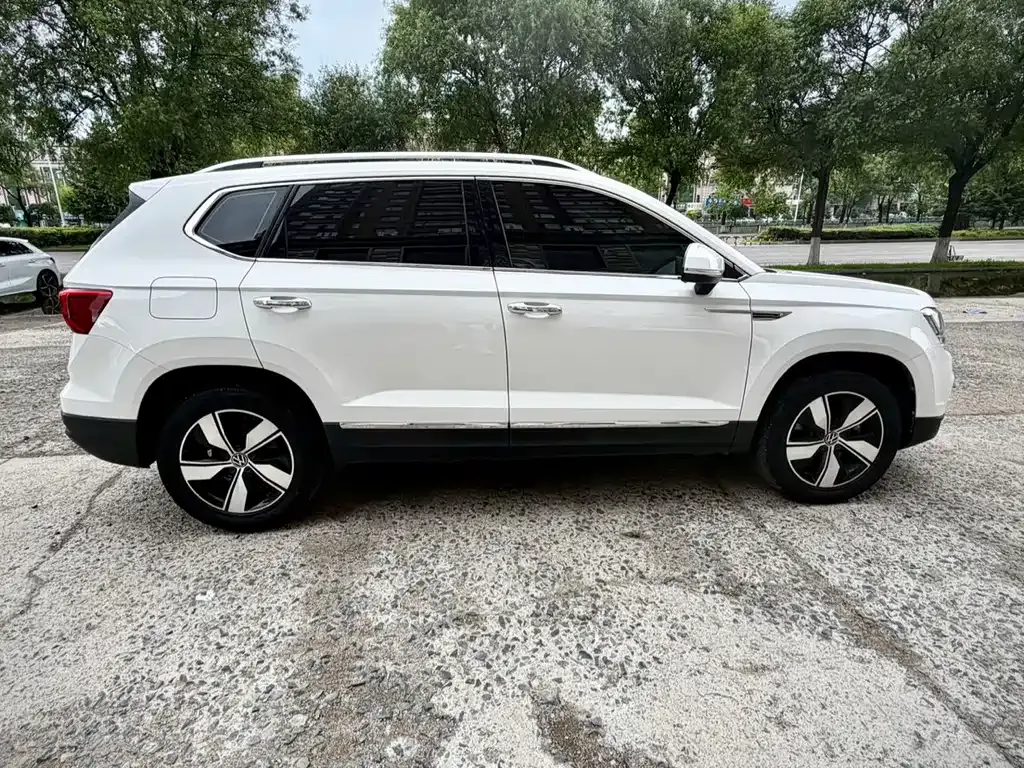 Volkswagen Tharu 2021 из CN, фото 6