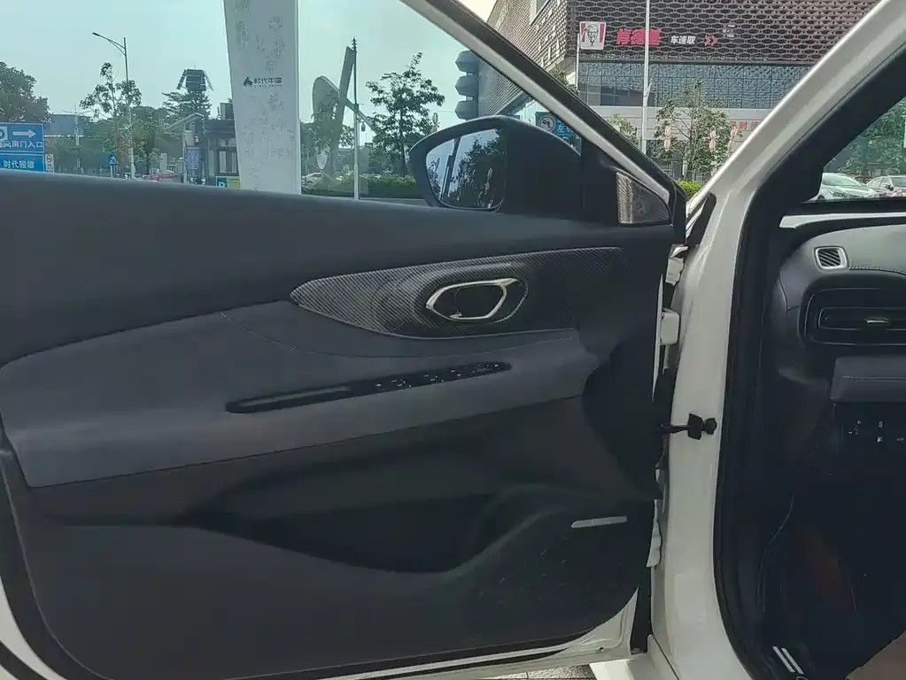 GAC Motor Shadow Leopard — фото 2