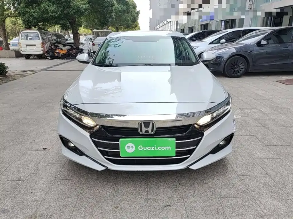 Honda Accord — фото 3