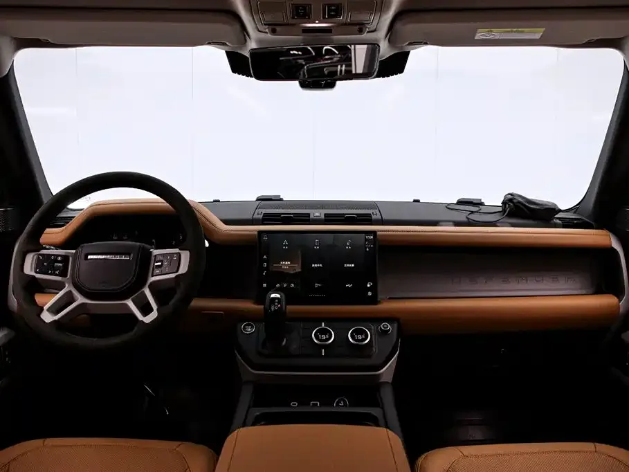 Land Rover Defender — фото 9