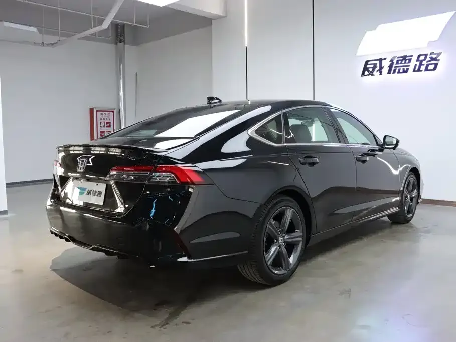 Honda Inspire 2024 из CN, фото 9