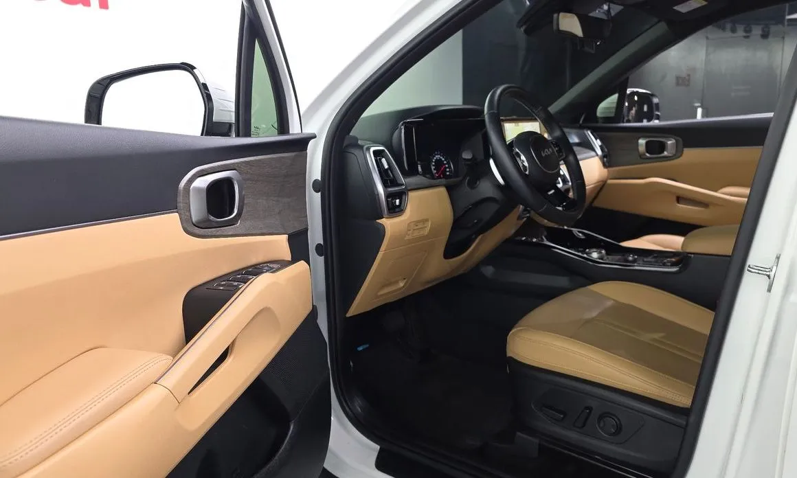 Kia Sorento — фото 7