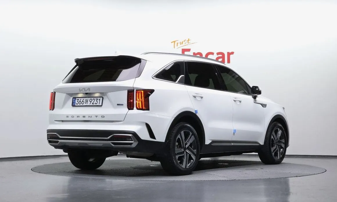 Kia Sorento — фото 8