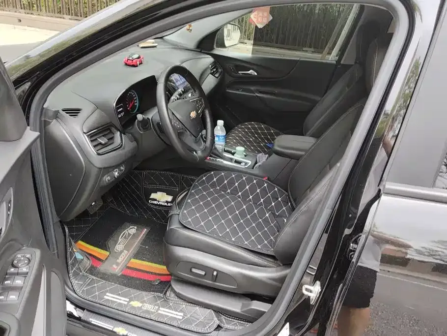 Chevrolet Equinox 2022 из CN, фото 7
