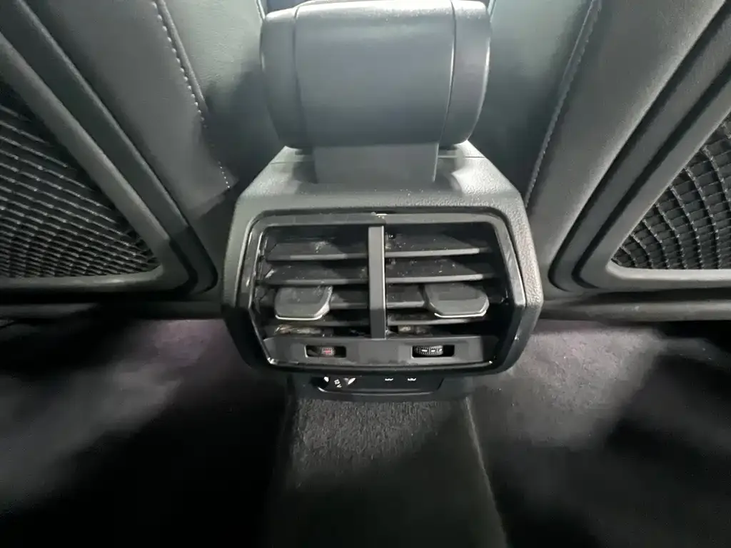 Audi Q3 Sportback 2021 из CN, фото 2