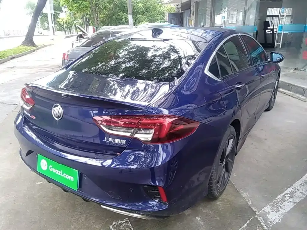 Buick Regal — фото 10