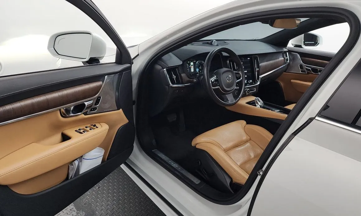 Volvo S90 2021 из KR, фото 4