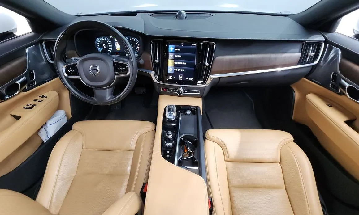 Volvo S90 2021 из KR, фото 10