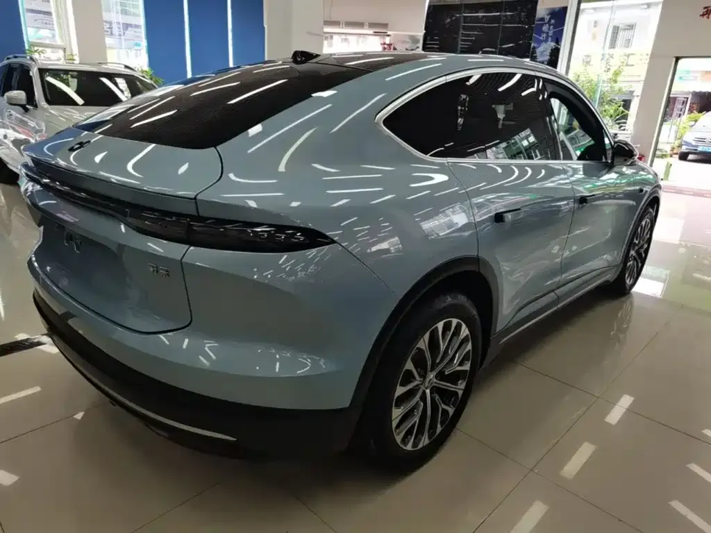 NIO EC6 — фото 10