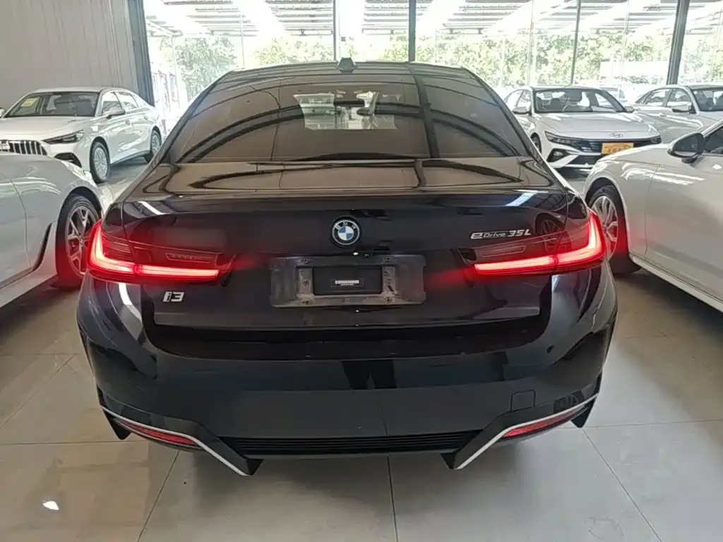 BMW i3 — фото 10