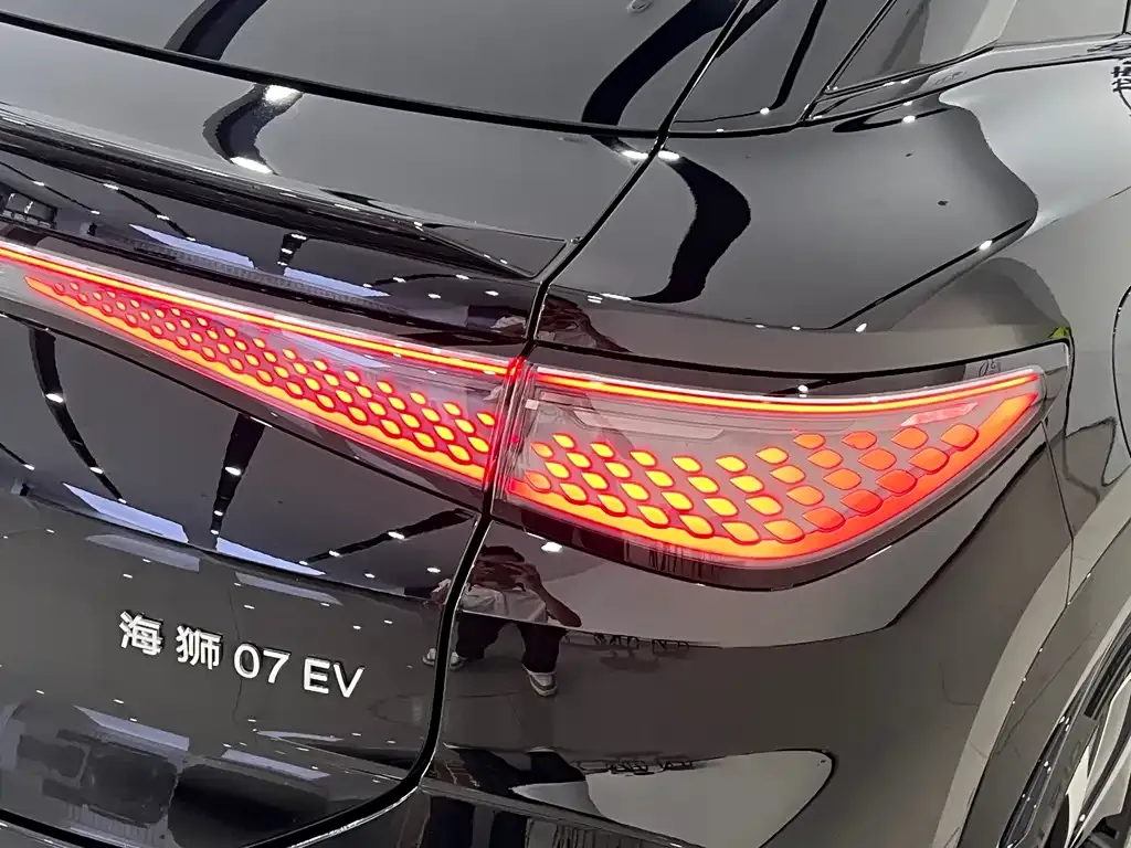 BYD Seal 07 EV — фото 10
