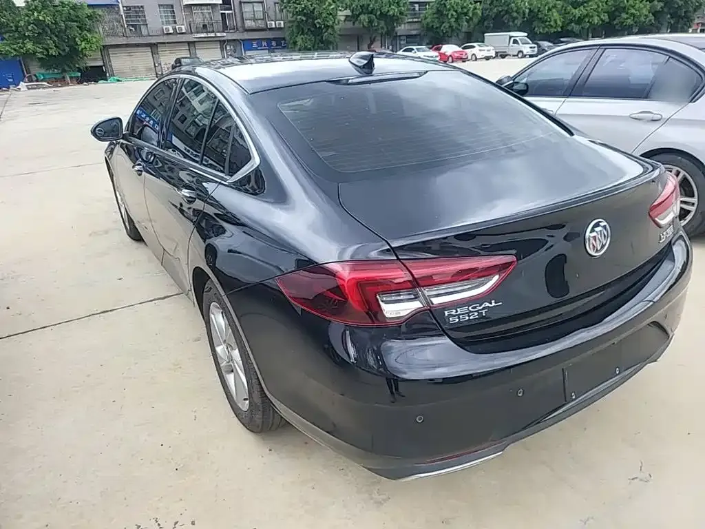 Buick Regal — фото 8