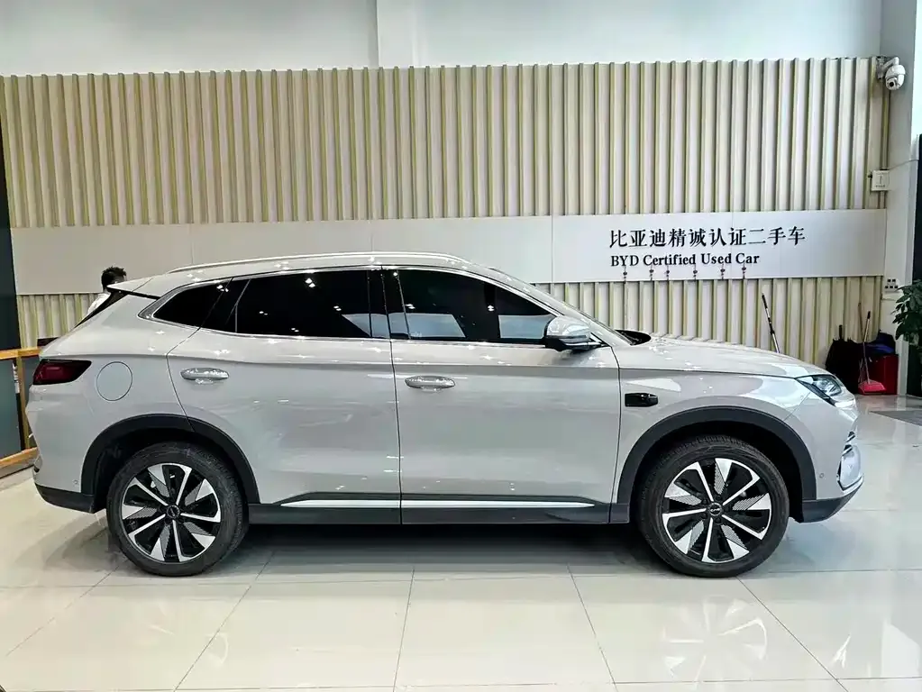 BYD PLUS New Energy — фото 7