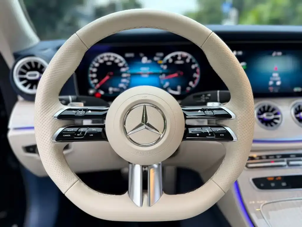 Mercedes-Benz E-Class (Import) — фото 7