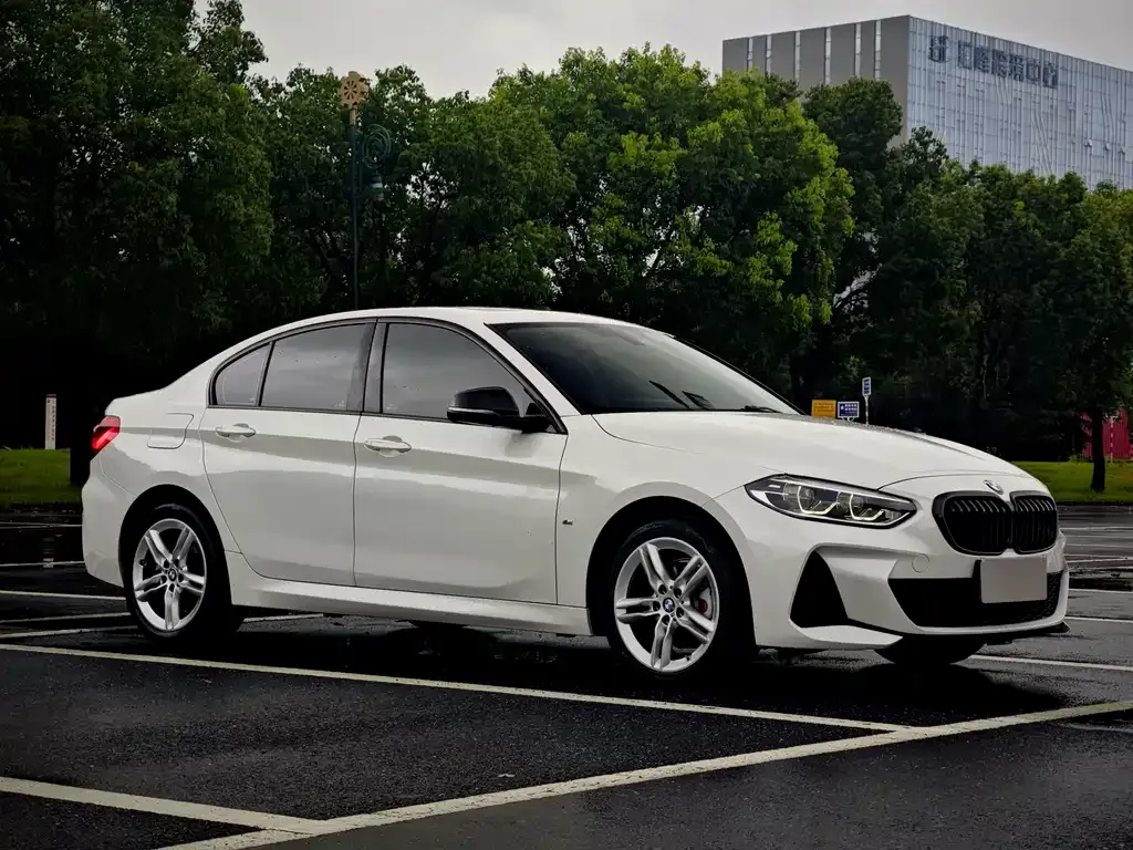 BMW 1 Series 2022 из CN, фото 7