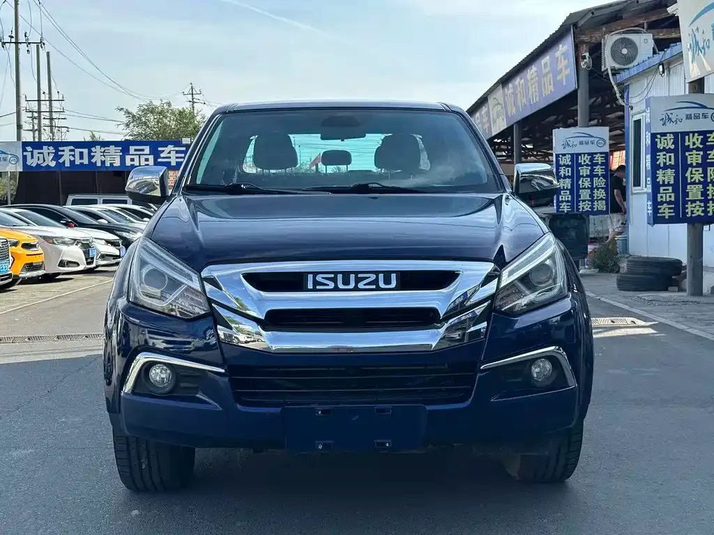 Isuzu D-MAX — фото 4