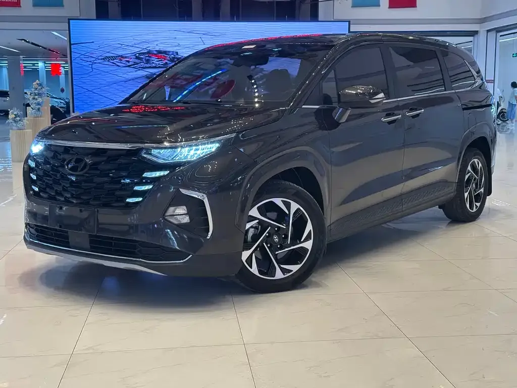 Hyundai Custo — фото 1