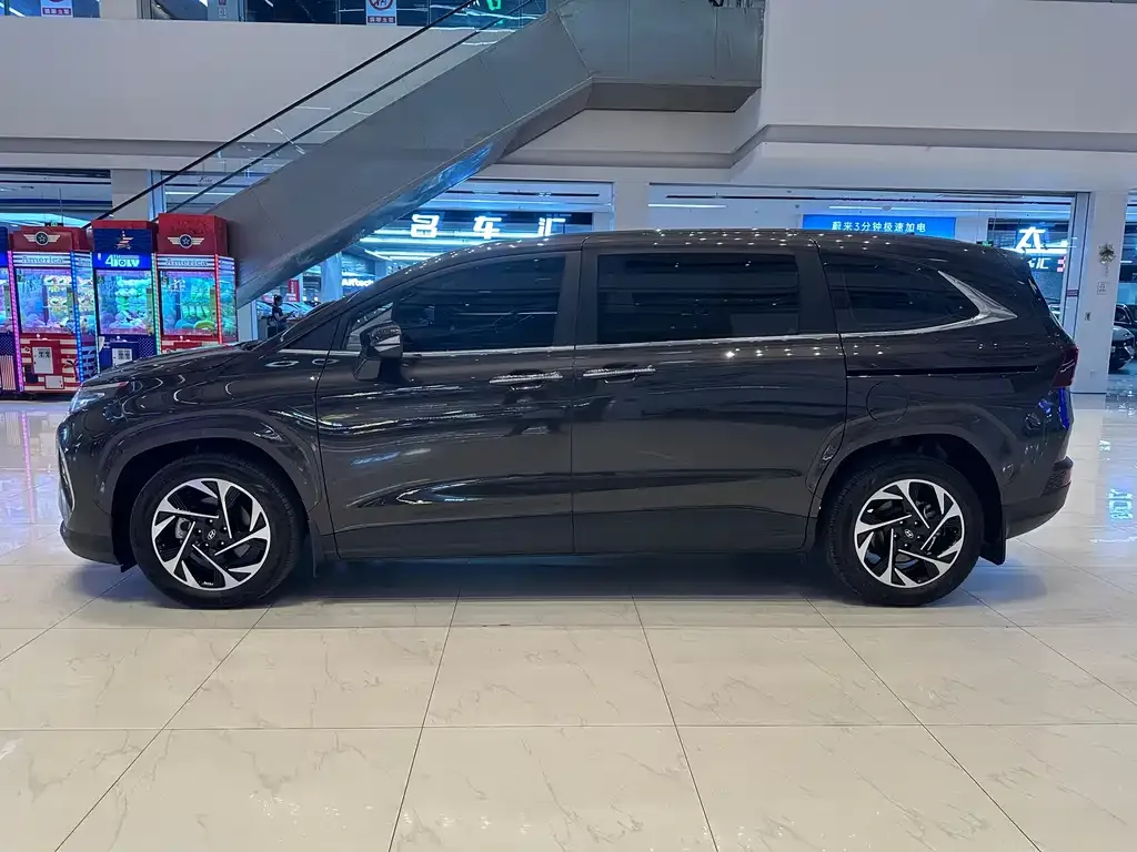 Hyundai Custo — фото 8