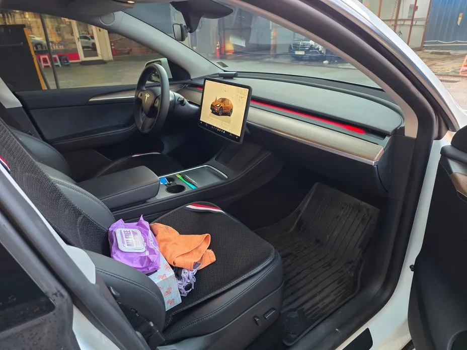 Tesla Model Y — фото 2