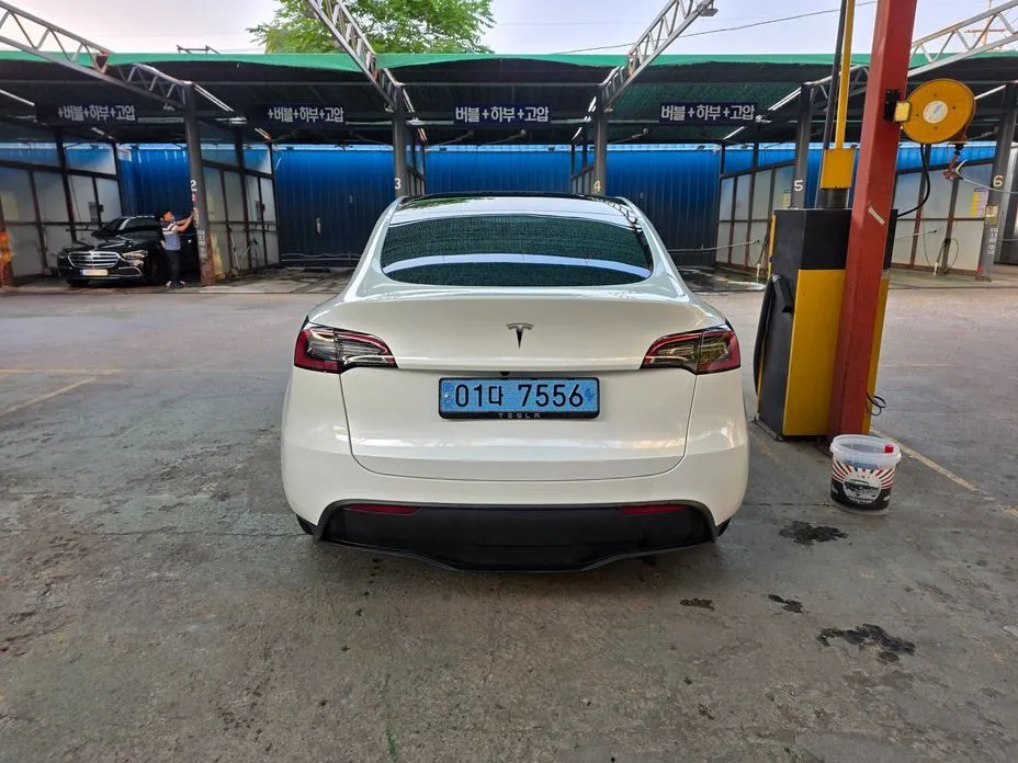 Tesla Model Y — фото 9