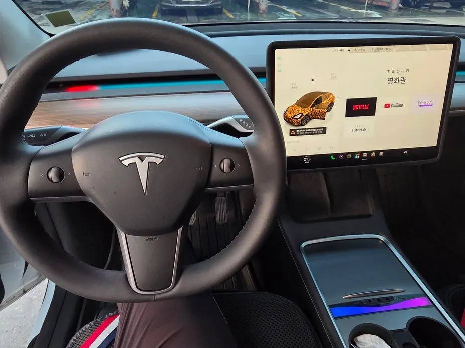 Tesla Model Y — фото 6