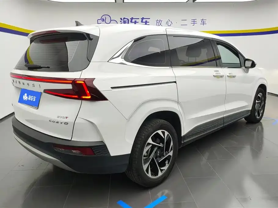 Hyundai Custo — фото 4