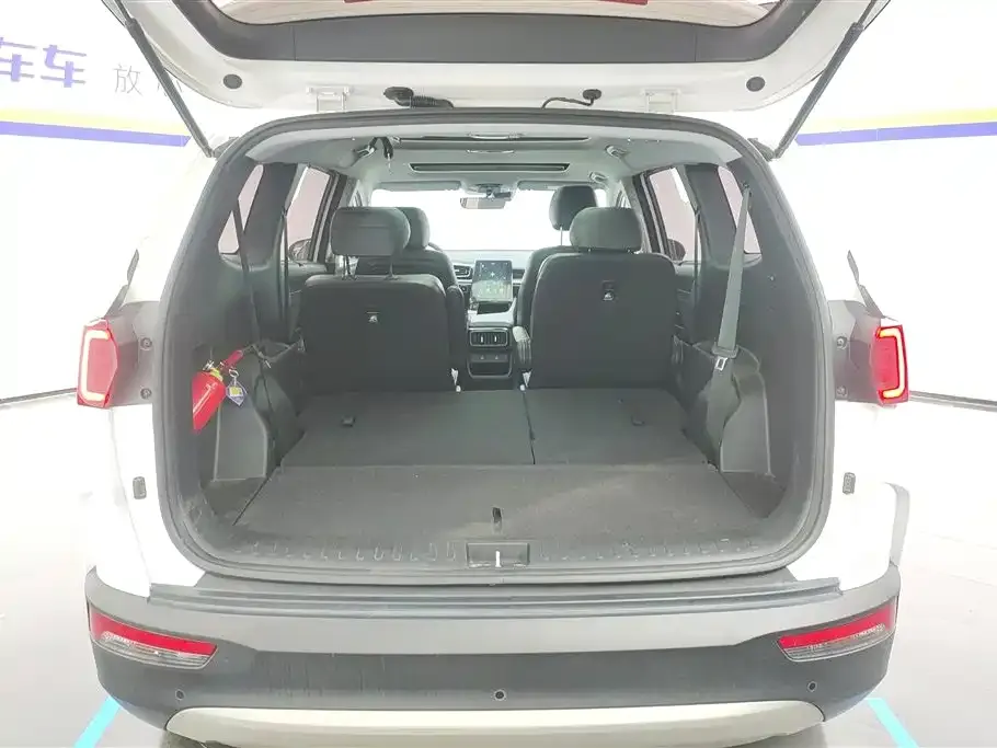 Hyundai Custo — фото 6