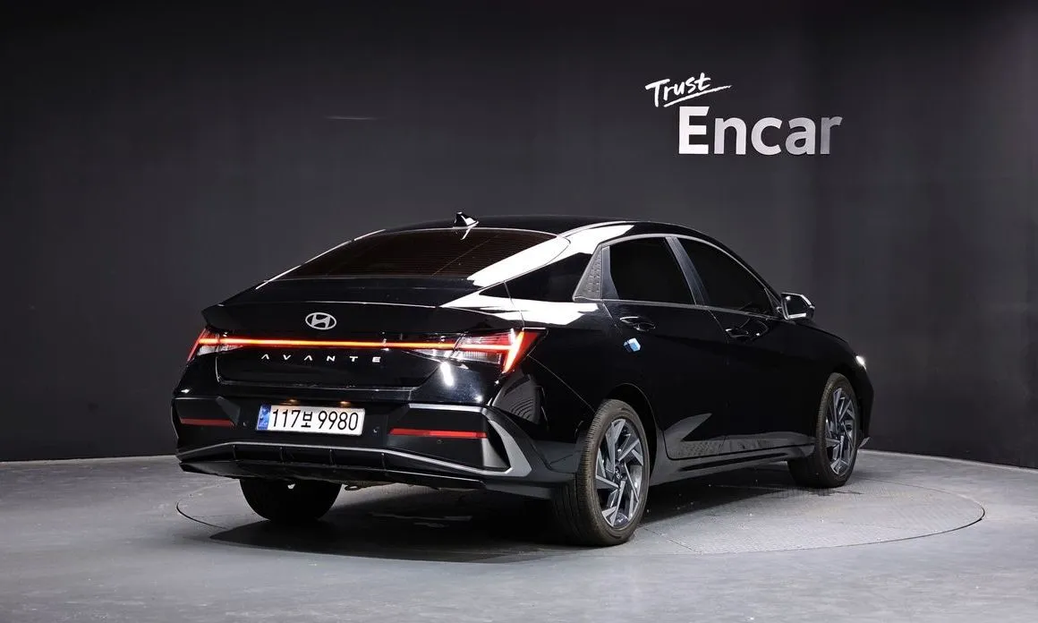 Hyundai AVANTE — фото 2