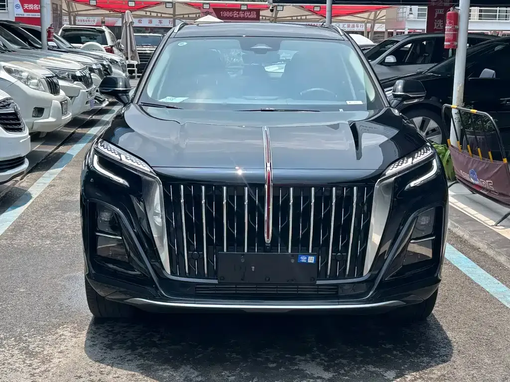 Hongqi HS3 PHEV — фото 4