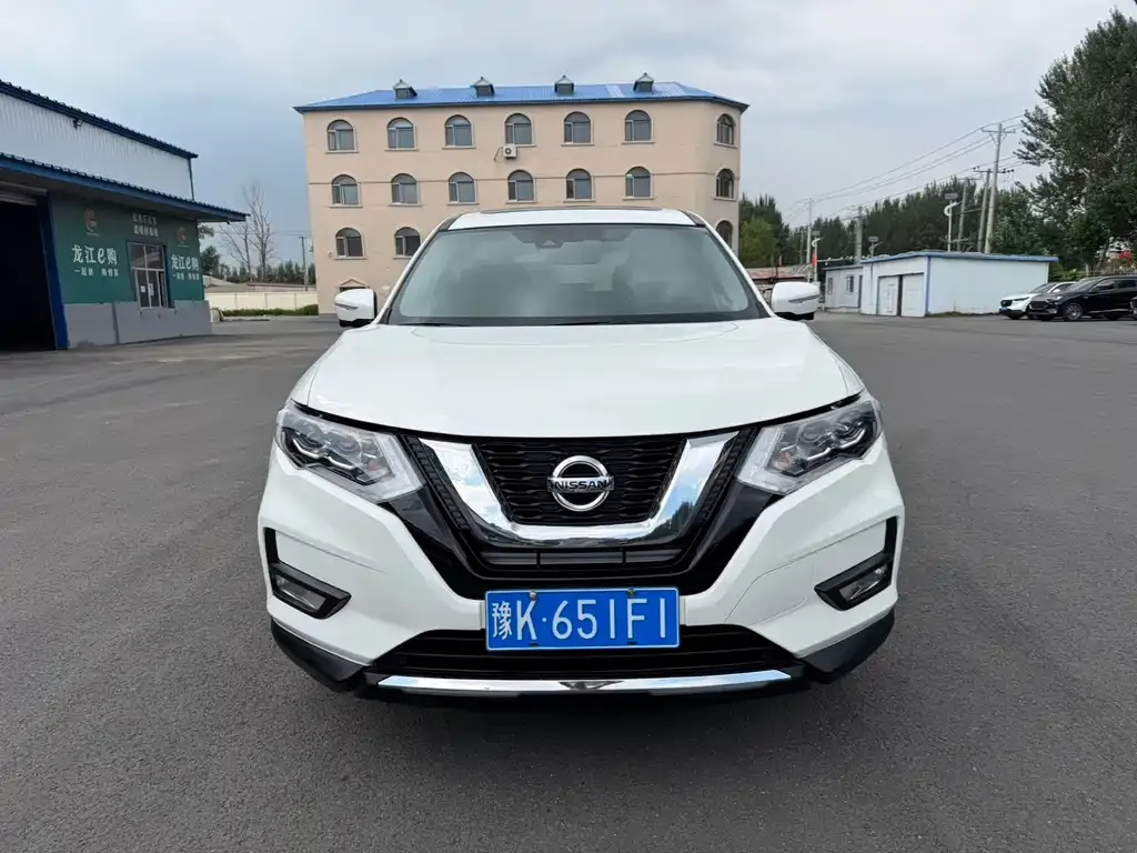 Nissan X-Trail — фото 2