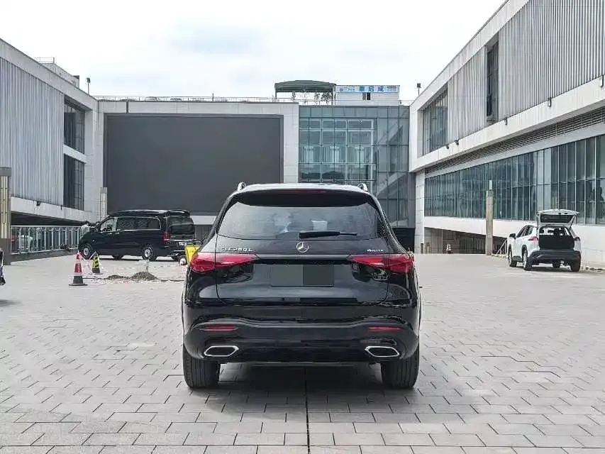 Mercedes-Benz GLC 2024 из CN, фото 3