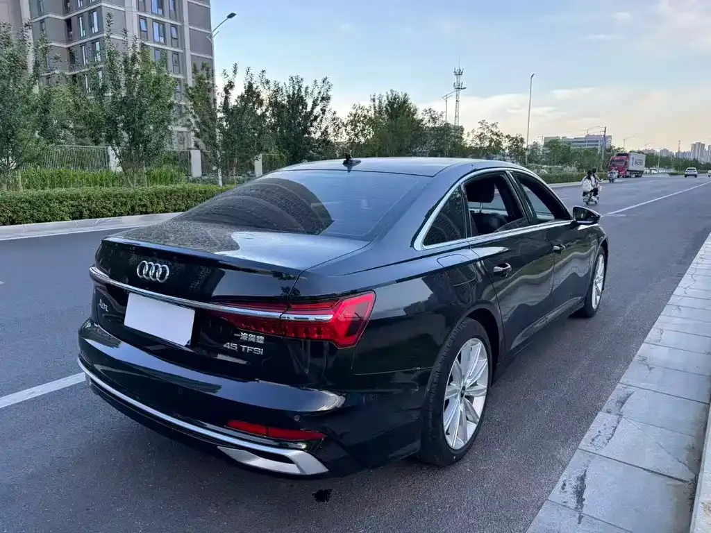 Audi A6L 2024 из CN, фото 7