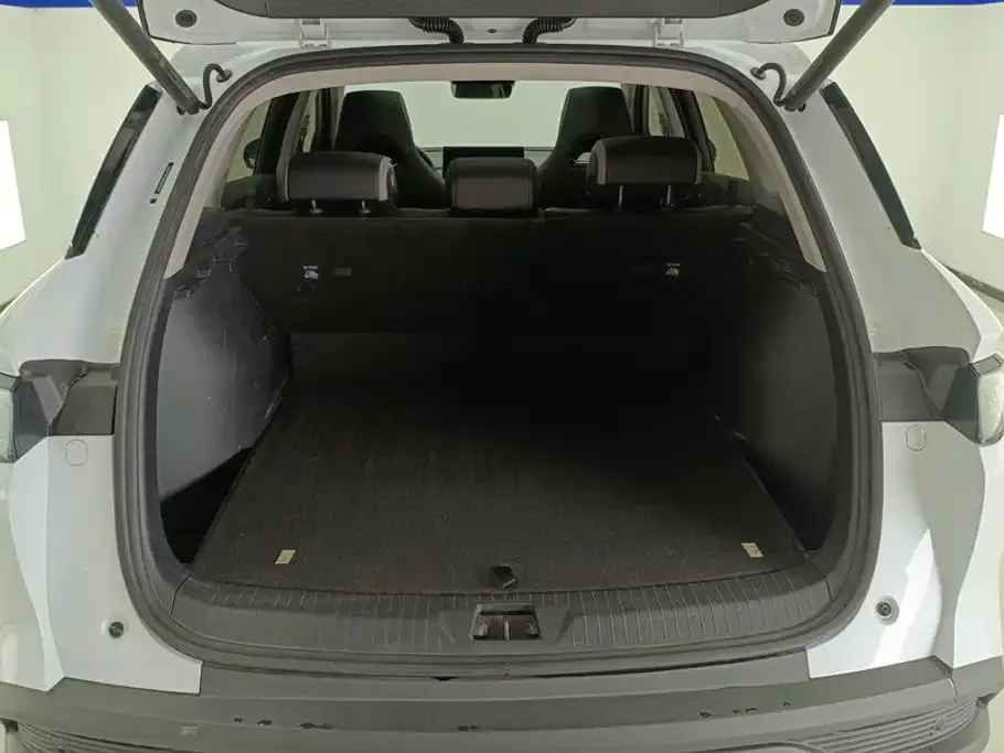 BYD Seal 05 DM-i — фото 9