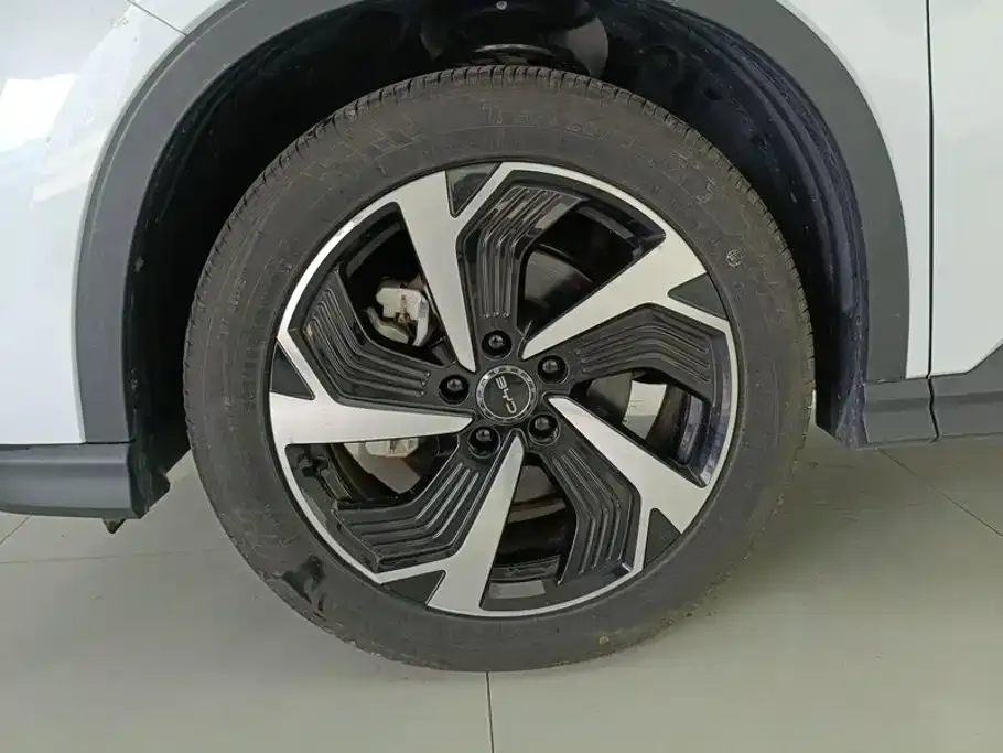 BYD Seal 05 DM-i — фото 4