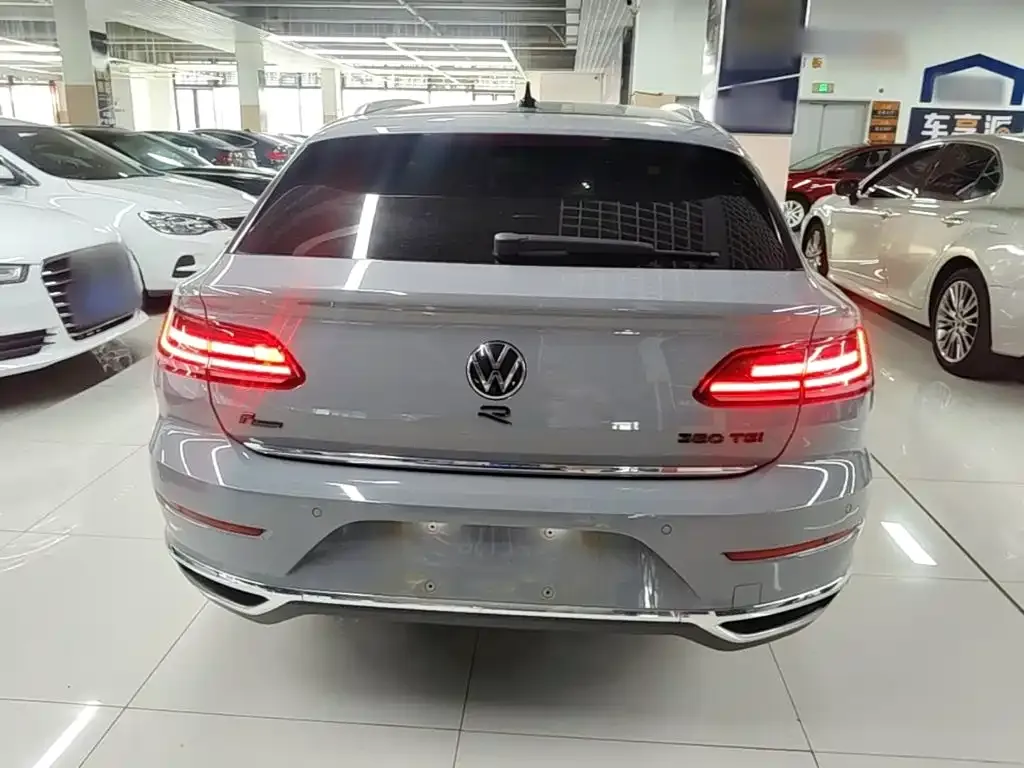 Volkswagen CC — фото 3