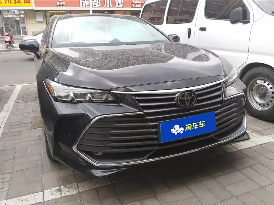 Toyota Avalon — фото 10