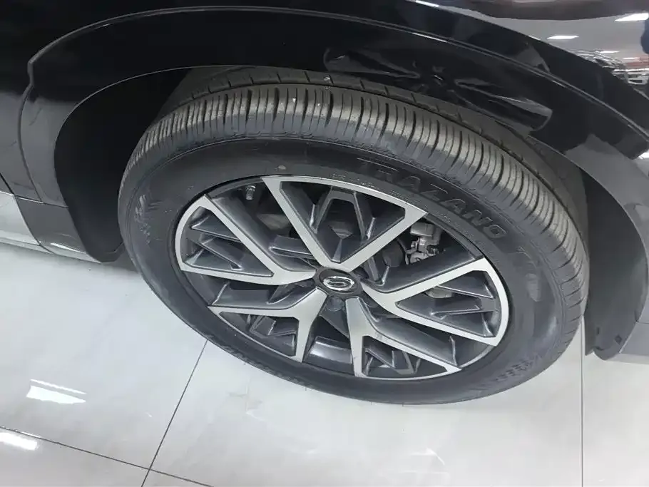 GAC Motor Trumpchi GS8 — фото 10