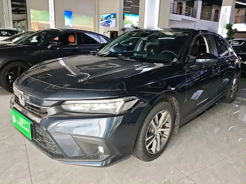 Honda Civic — фото 1
