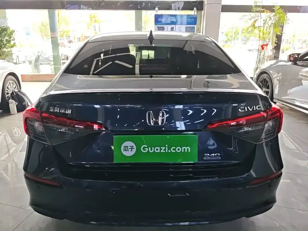 Honda Civic — фото 9