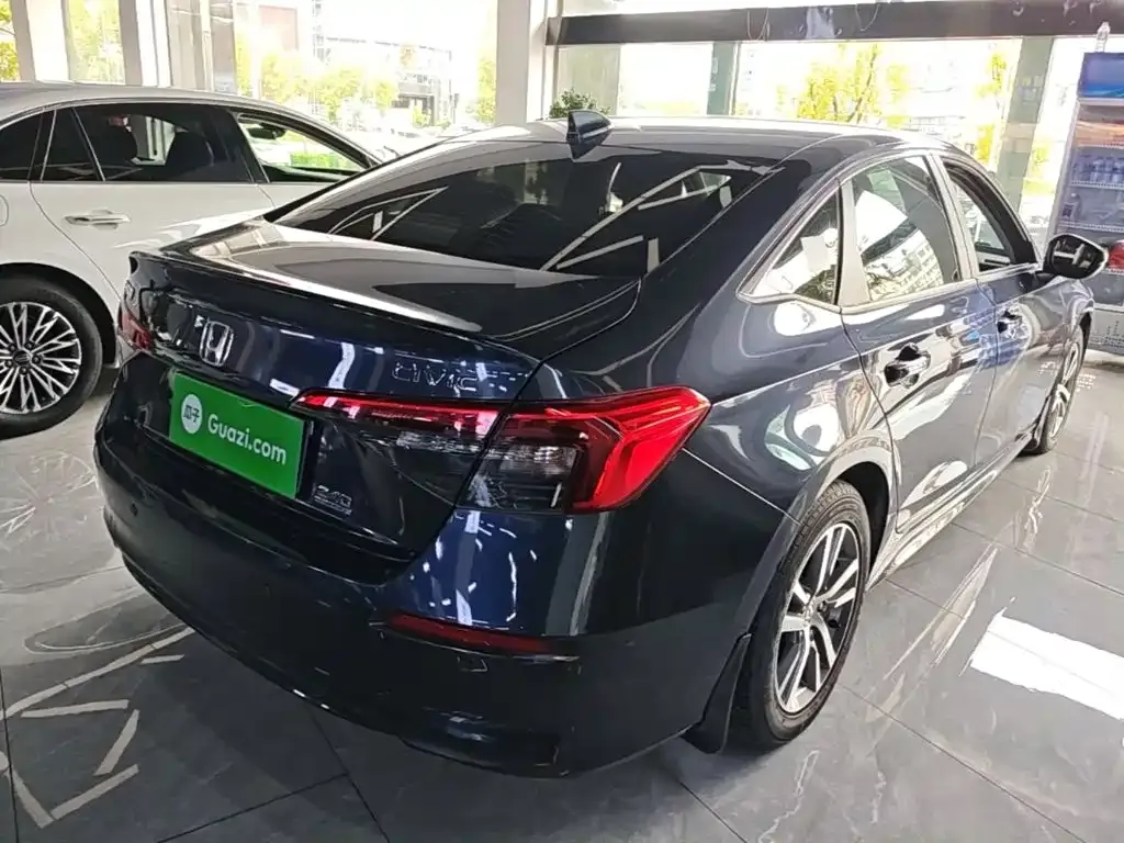 Honda Civic — фото 4