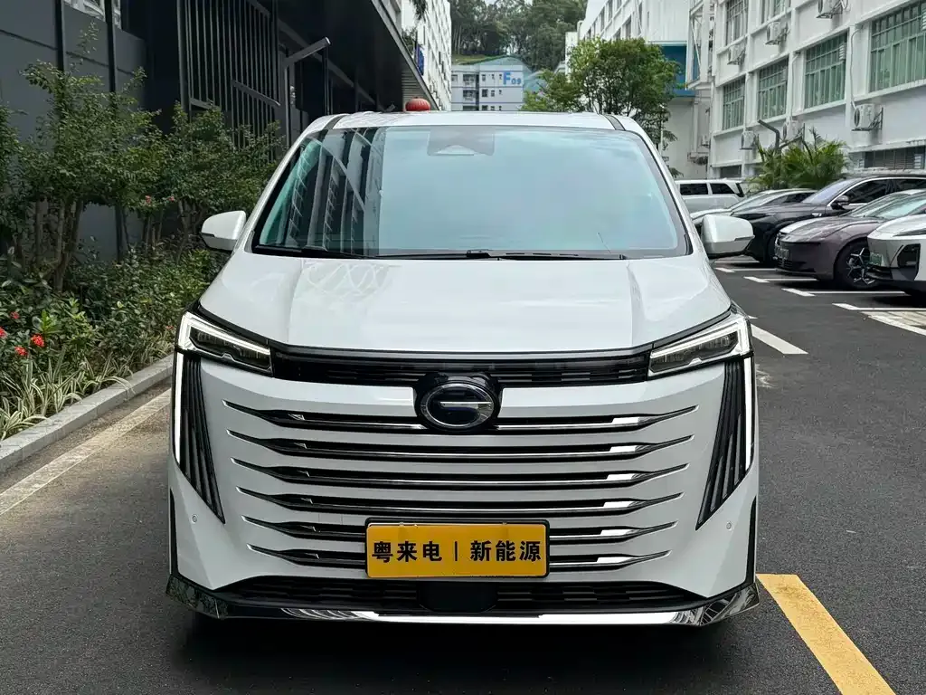 GAC Motor Trumpchi E9 — фото 8