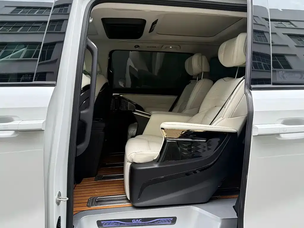 GAC Motor Trumpchi E9 — фото 4
