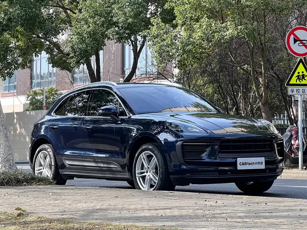 Porsche Macan — фото 8