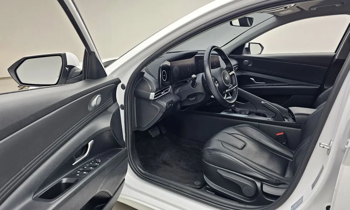Hyundai AVANTE 2021 из KR, фото 10