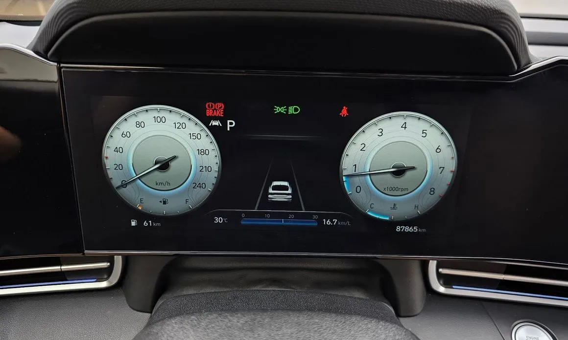 Hyundai AVANTE 2021 из KR, фото 4