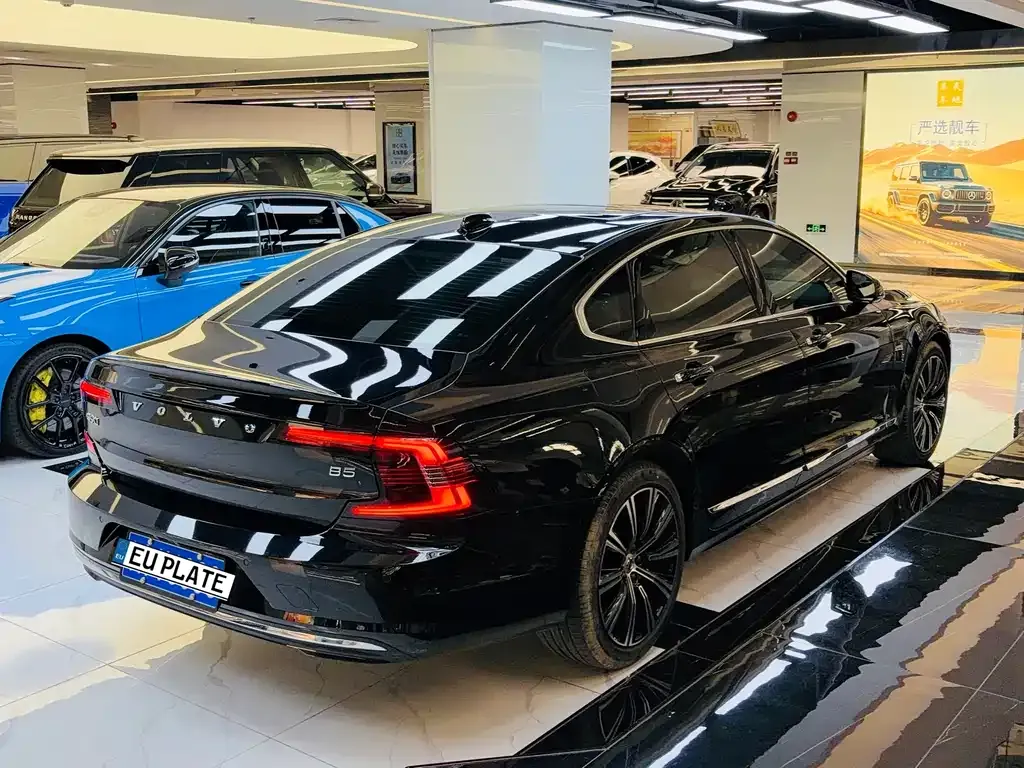 Volvo S90 — фото 9