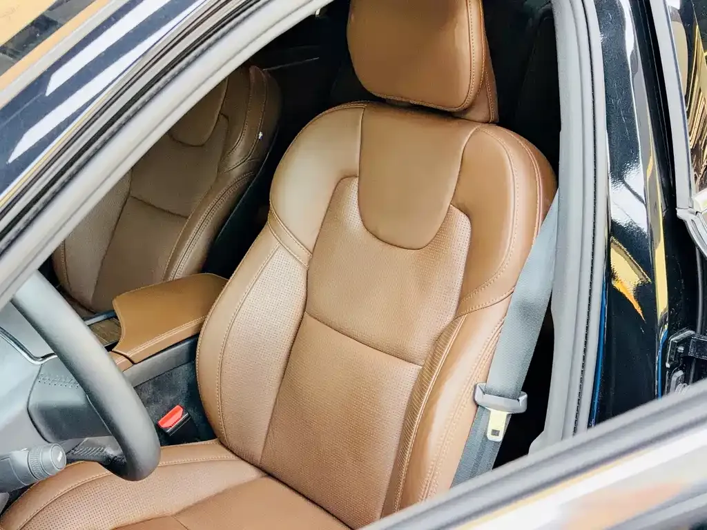 Volvo S90 — фото 6