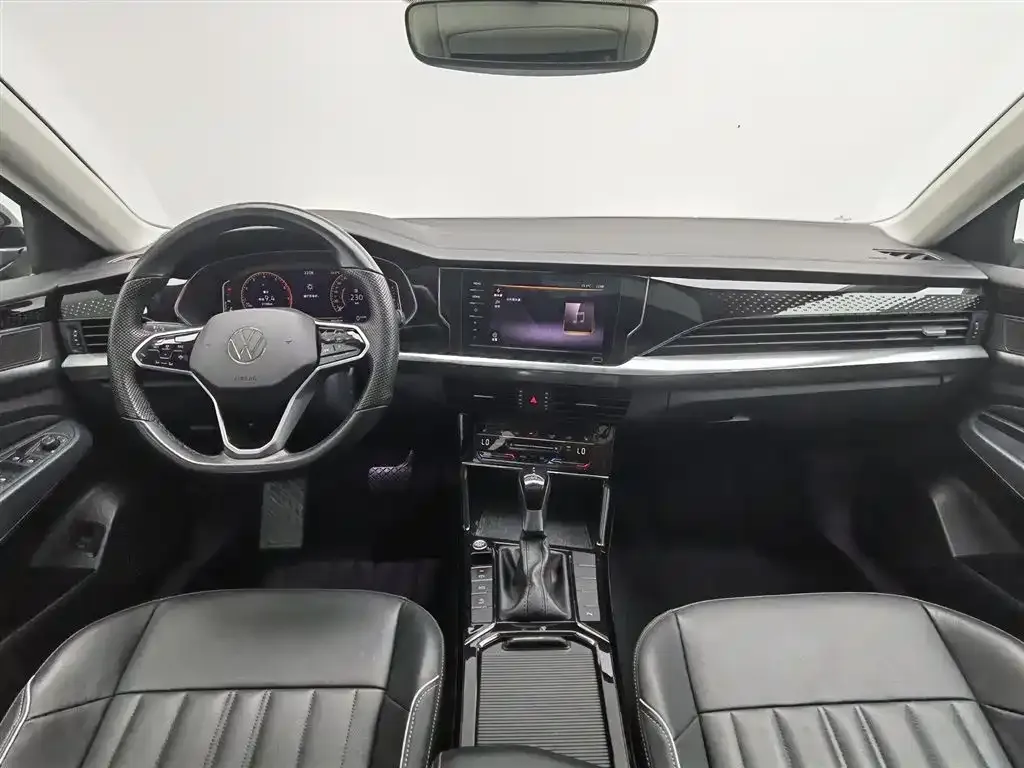 Volkswagen Passat — фото 7
